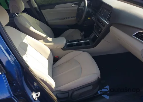 2015 Hyundai Sonata Se z USA, uszkodzony, nr VIN 5NPE24AF6FH217641